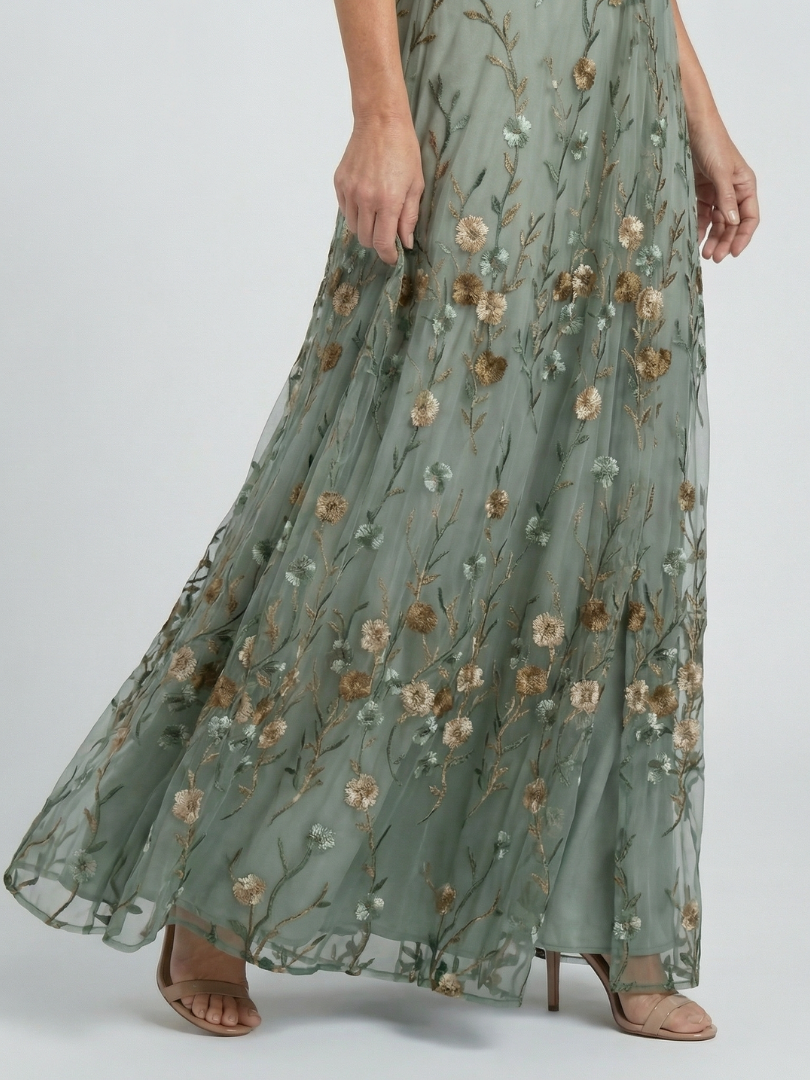 Selora | Abito Maxi Floreale Fluente con Collo all'Americana