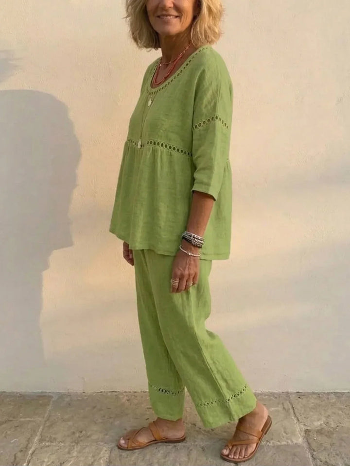 Marielle | Coordinato Due Pezzi con Dettaglio in Pizzo