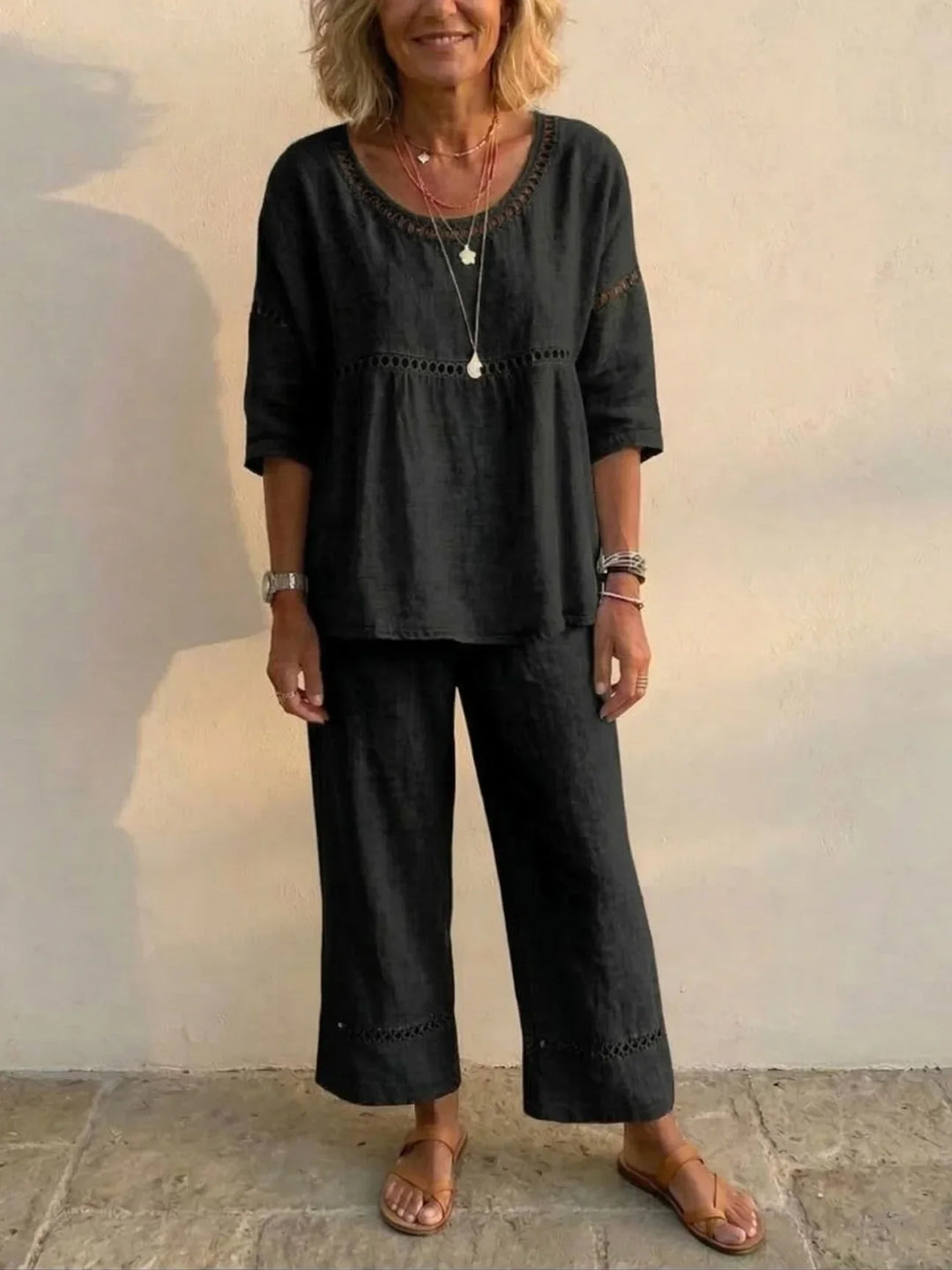 Marielle | Coordinato Due Pezzi con Dettaglio in Pizzo